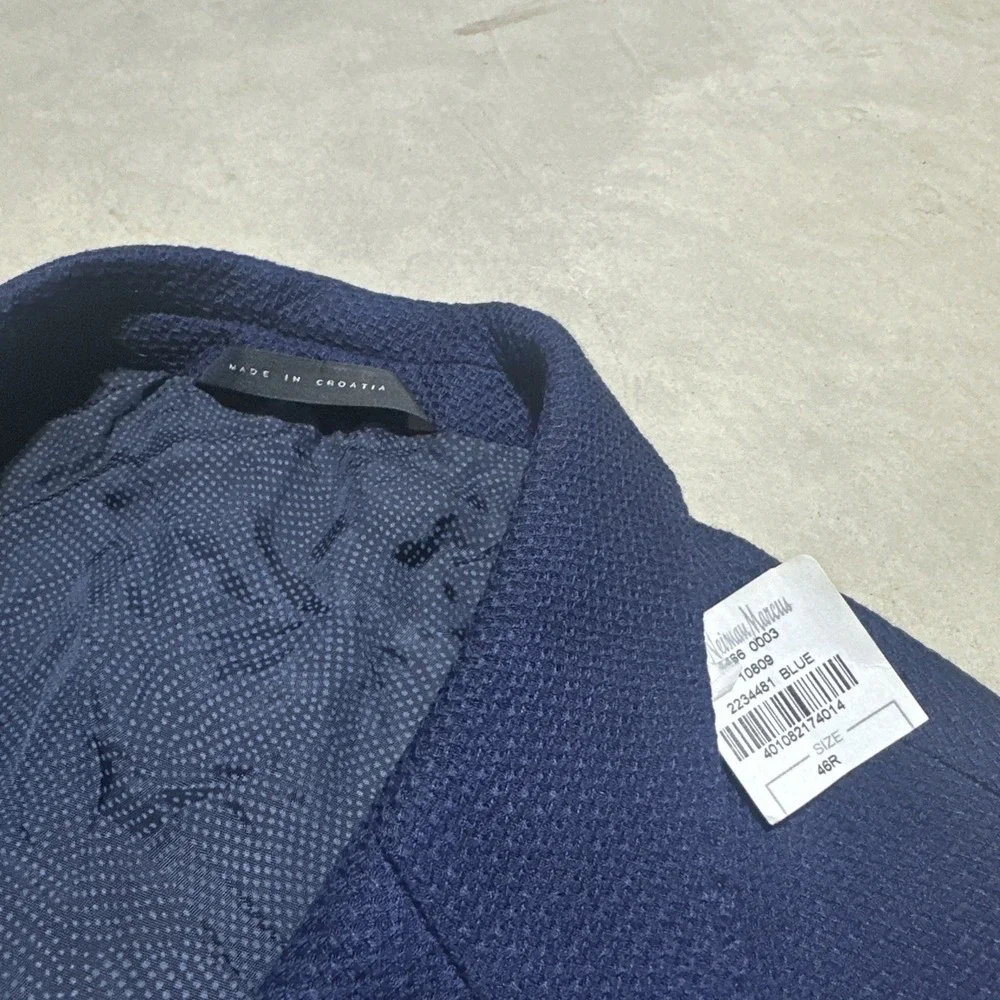 NWT $1250 Hugo Boss Mens 46R Blazer Coat Blue Neiman Marcus Jason 4 Textured